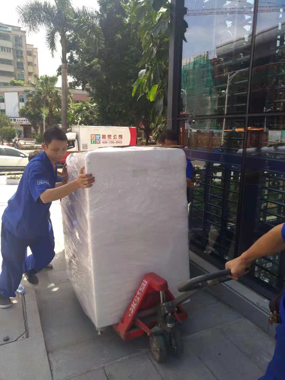 深圳搬家如何收费，组装价格与移动价格费！